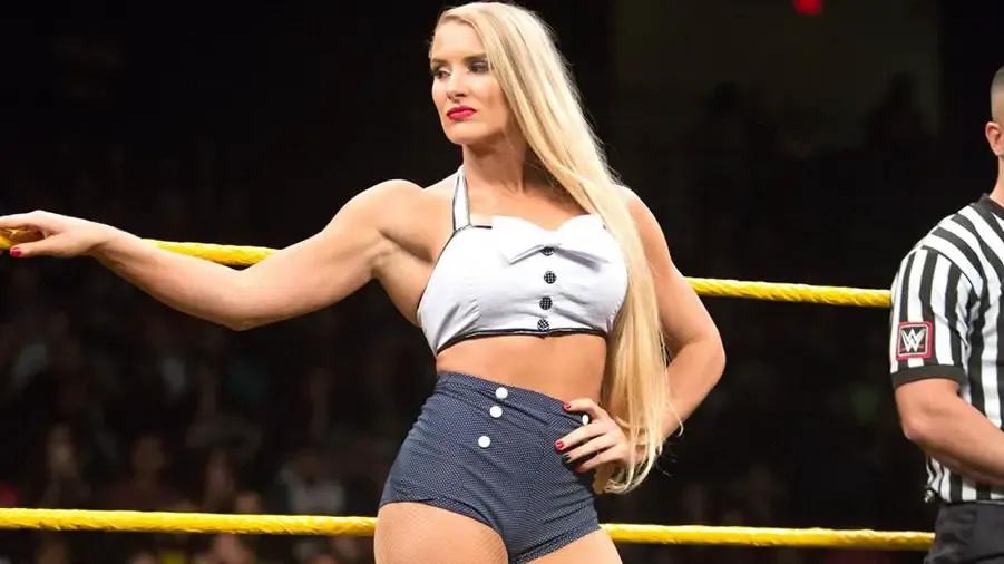 lacey evans