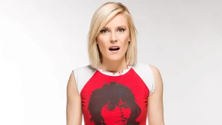 renee young