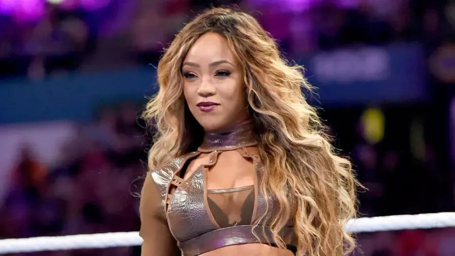 Alicia Fox 2016.jpg