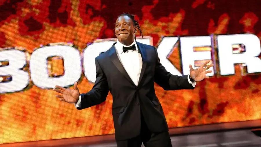 Booker T WWE SmackDown 2012.jpg