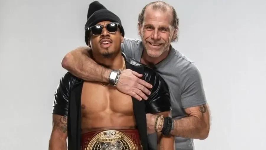 Carmelo Hayes- Shawn Michaels- WWE NXT 2.0- October 2021.jpg