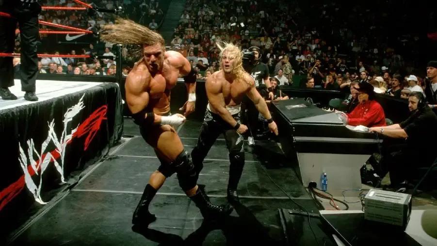 Chris Jericho Triple H Fully Loaded 2000 Last Man Standing.jpg