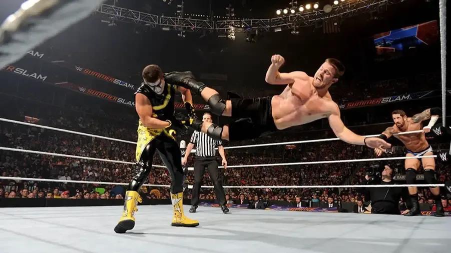 Face0df6b4b839a0c189d88963a5b98ce8d20453 amell stardust summerslam 2015