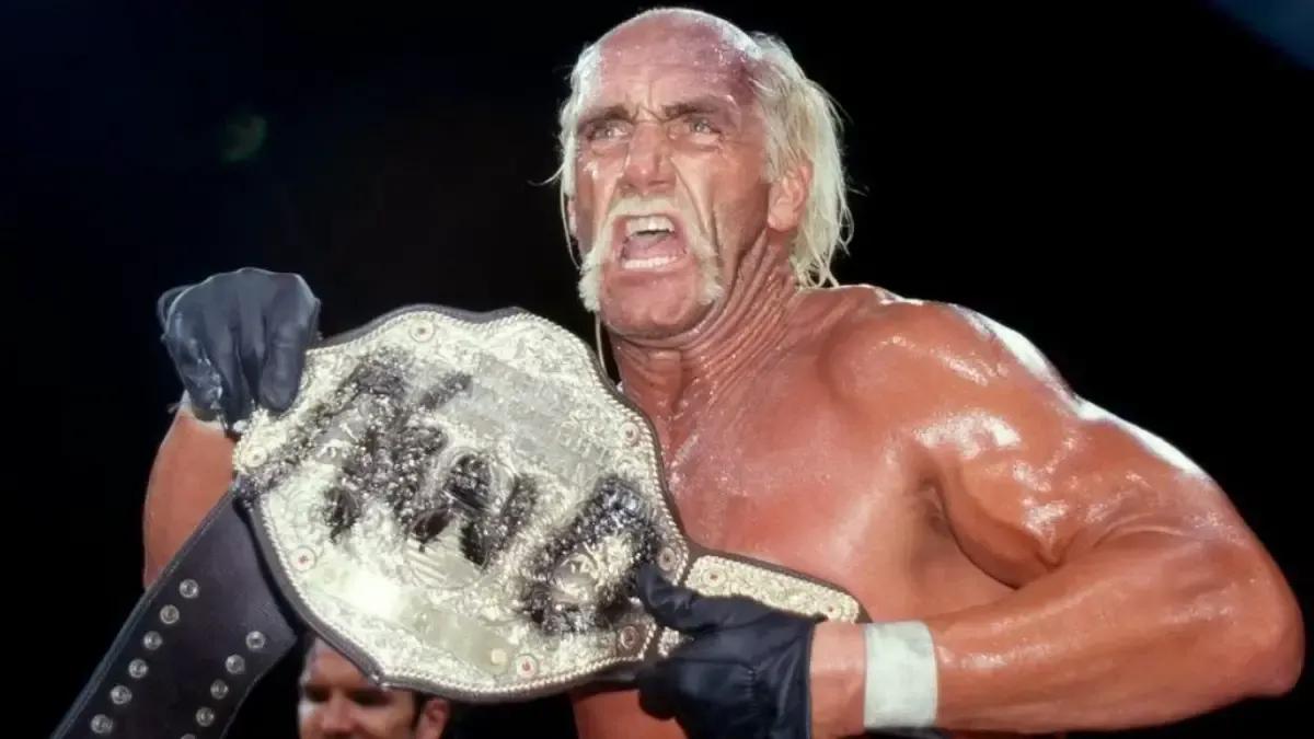 Hulk Hogan WCW World Heavyweight Title.jpg