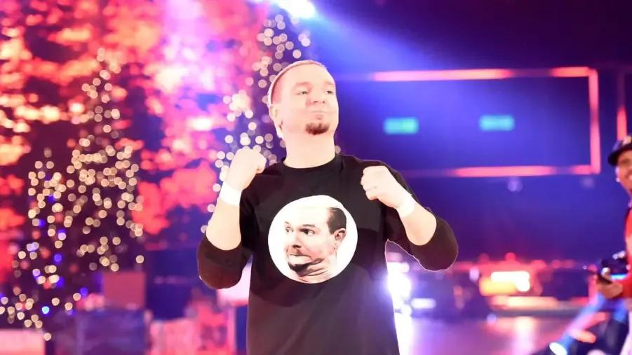 James Ellsworth SmackDown 2016.jpg