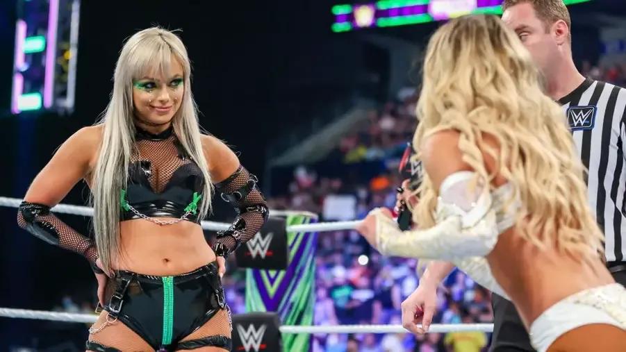 Liv Morgan- Carmella- WWE Extreme Rules 2021.jpg