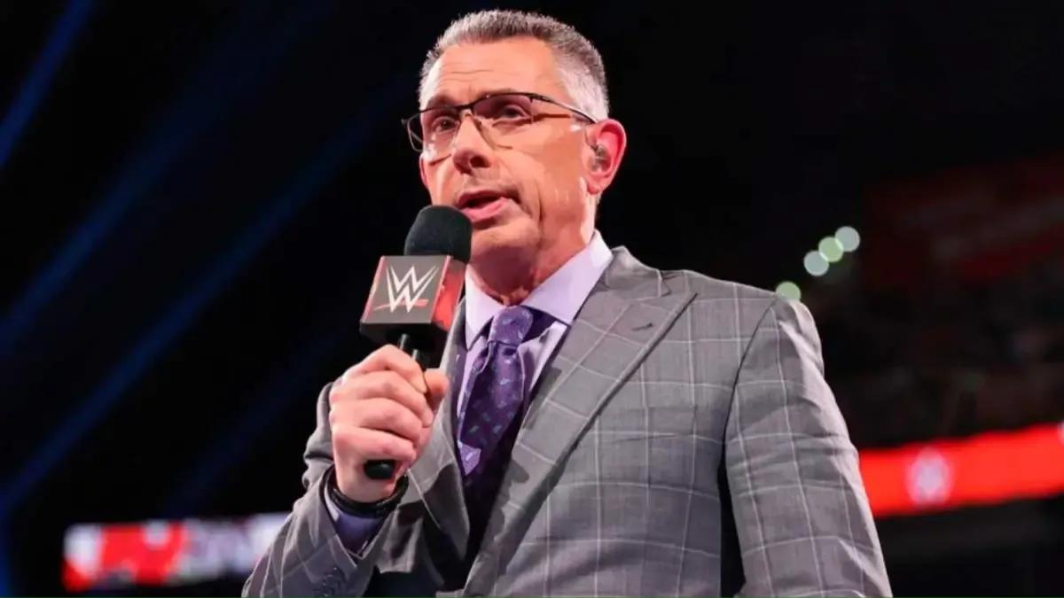 Michael Cole WWE RAW.jpg