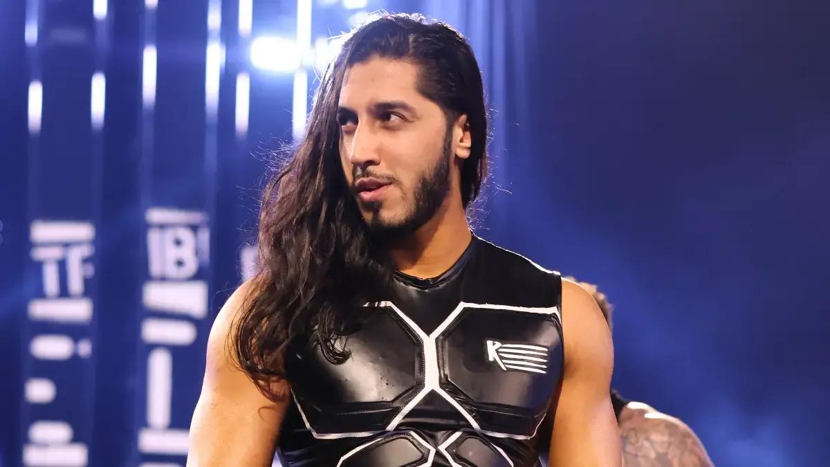 Mustafa Ali lovely hair.jpg