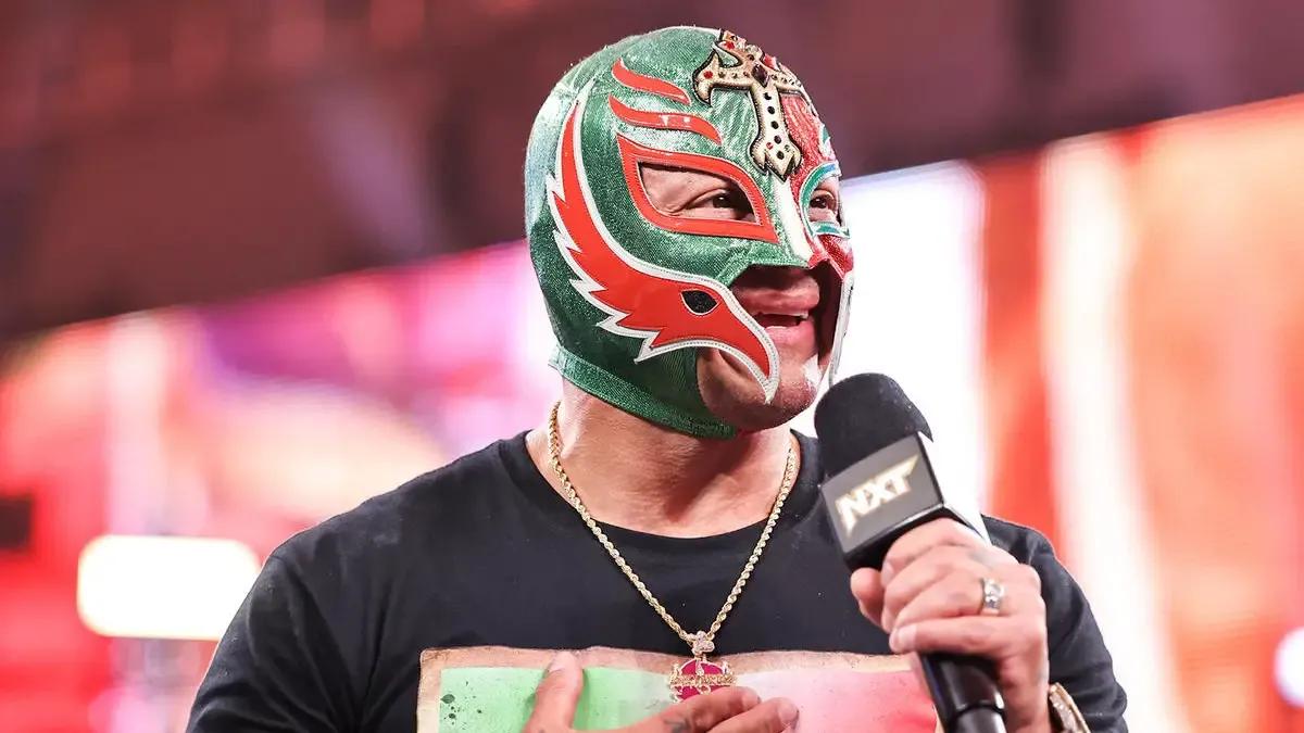 Rey Mysterio WWE NXT 2023.jpg