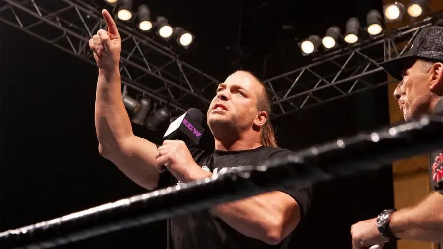 Rob Van Dam ECW One Night Stand 2005.jpg