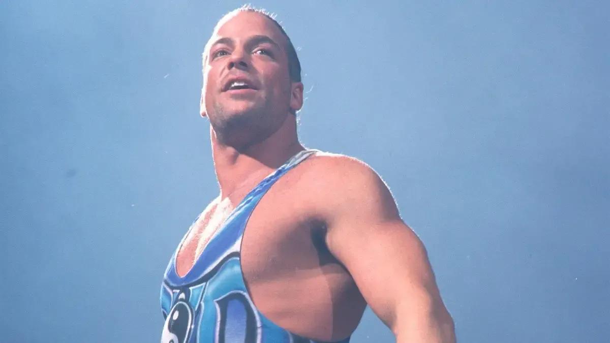 Rob Van Dam WWE 2002.jpg