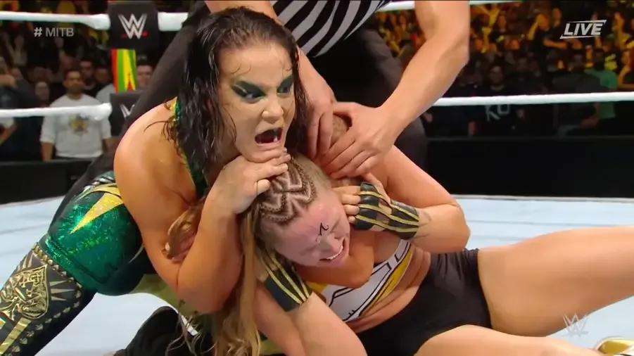 Shayna Baszler Ronda Rousey turn Money in the Bank 2023.jpg