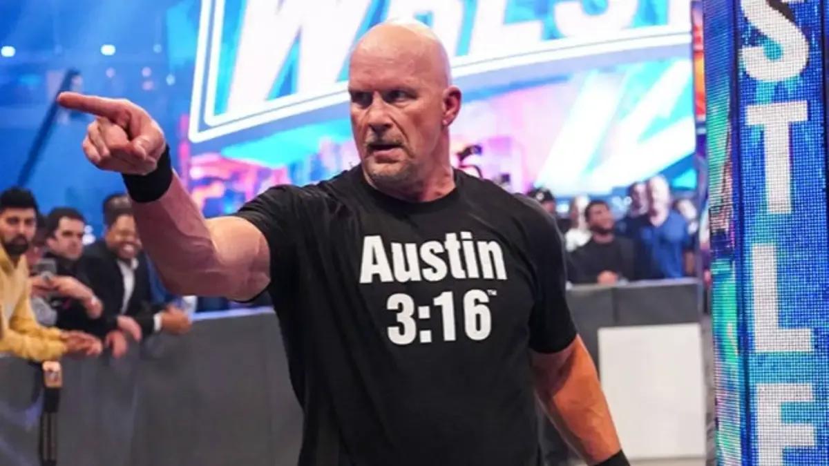 Steve Austin WWE WrestleMania 38.jpg