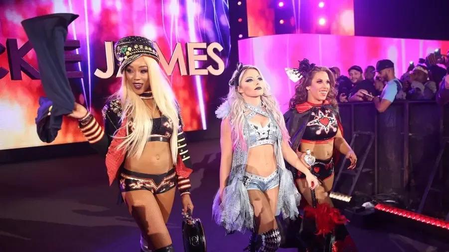 WWE Evolution 2018- Alicia Fox- Mickie James- Alexa Bliss.jpg