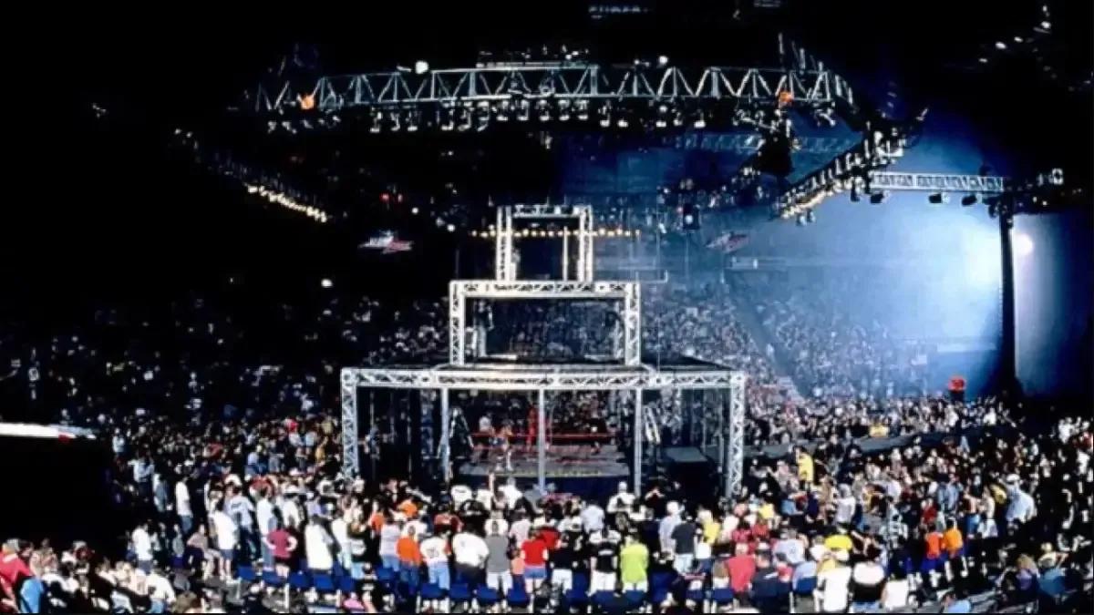 Wcw triple cage