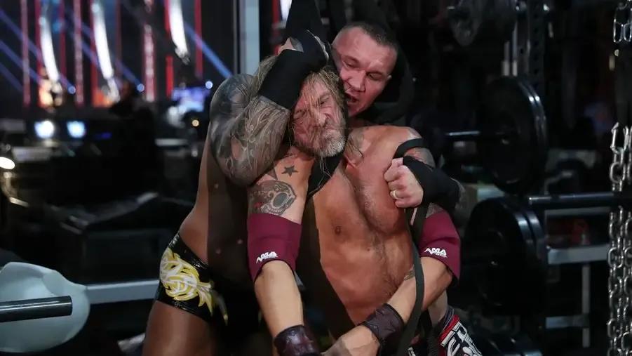 edge orton last man standing.jpg