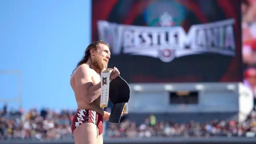 https://cultaholic.com/files/images/1dd196423d3a75db3ef924957d50e4d42d587ffa-Daniel-Bryan-1.jpg