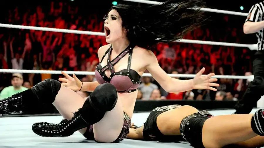 https://cultaholic.com/files/images/88e8bfd515a5577759f523674bf9d307c8687ffa-Paige.jpg