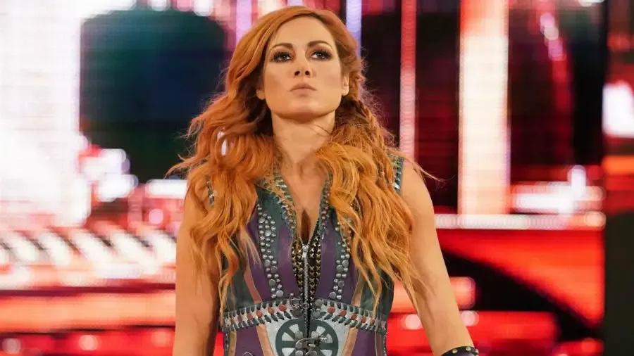 https://cultaholic.com/files/images/b872e806820a1fdd365d08f92856d98fd37569a8-Becky-Lynch.jpg