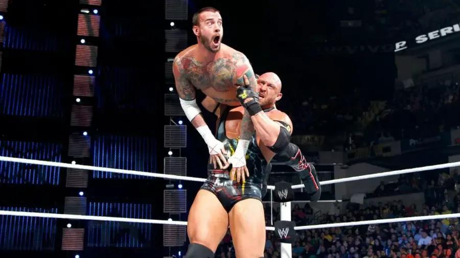 https://cultaholic.com/files/images/de099297fcc225fefcdbcdcfae5a2098ec793425-CM-Punk-Ryback.jpg