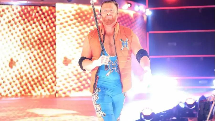 https://cultaholic.com/files/images/e6a4d9a40efe45511d0fb54e68bbaf494ddd7e47-curt-hawkins.jpg