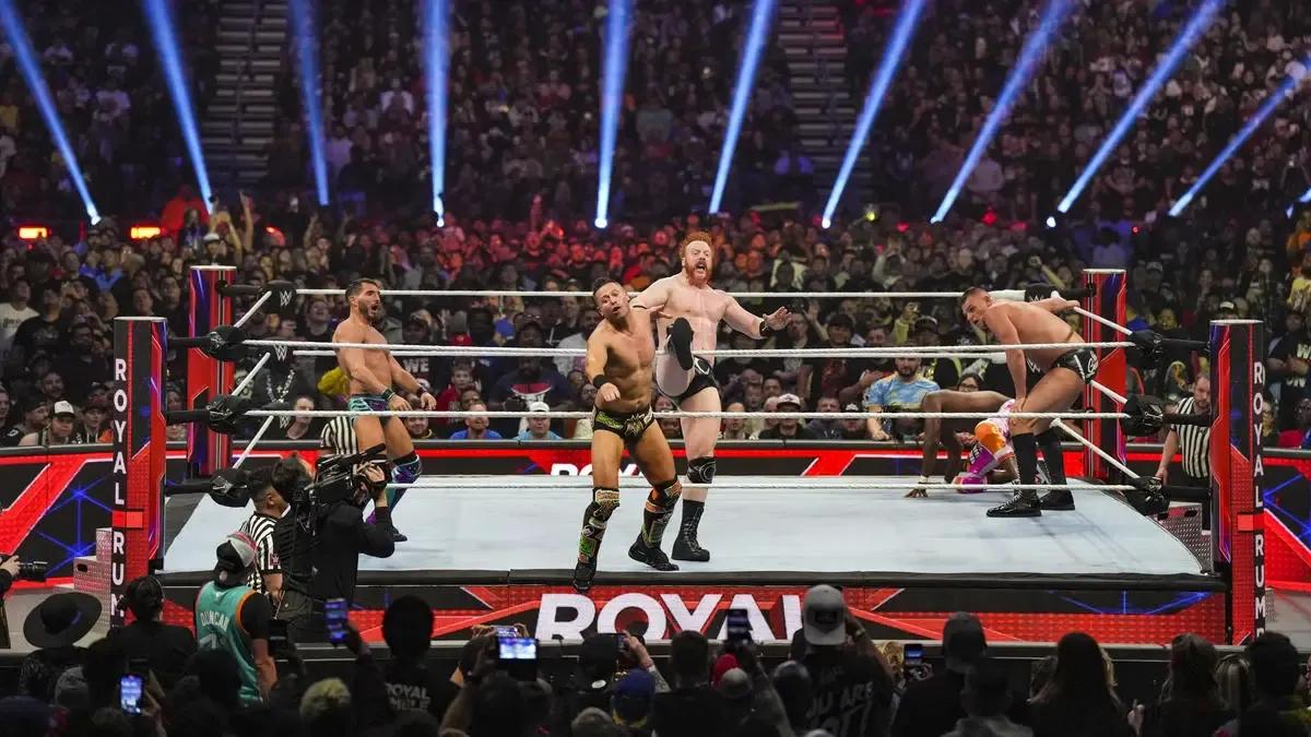 men-s Royal Rumble 2023 wide shot.jpg