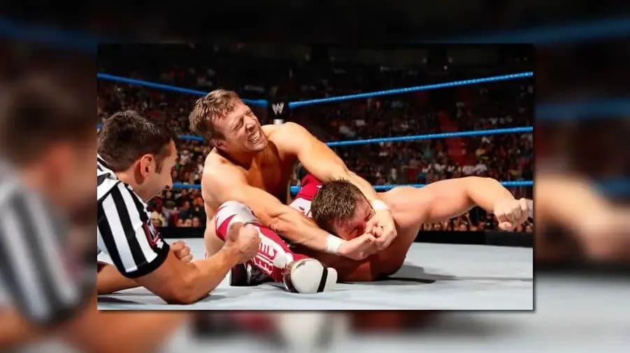 https://cultaholic.com/files/images/36bc7456191664957ea316ebbb9e6bbb4a6ac82d-daniel-bryan-ted-dibase-survivor-series-2010.jpg