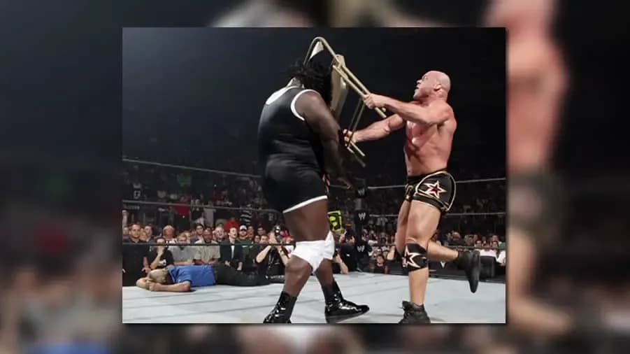 https://cultaholic.com/files/images/42ed5beafa3e526d3133641efed6b50a54fc2a22-kurt-angle-mark-henry-royal-rumble-2006.jpg
