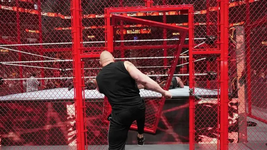 https://cultaholic.com/files/images/86425307990649108b9293d939c9e5945e651b34-Brock-Lesnar-Hell-in-a-Cell.jpg