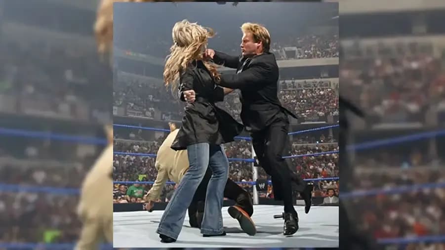 https://cultaholic.com/files/images/c32330cf9c345357ca9b67a988df4d64db4921d0-CHRIS-JERICHO-SUMMERSLAM-2007-SHAWN-MICHAELS.jpg